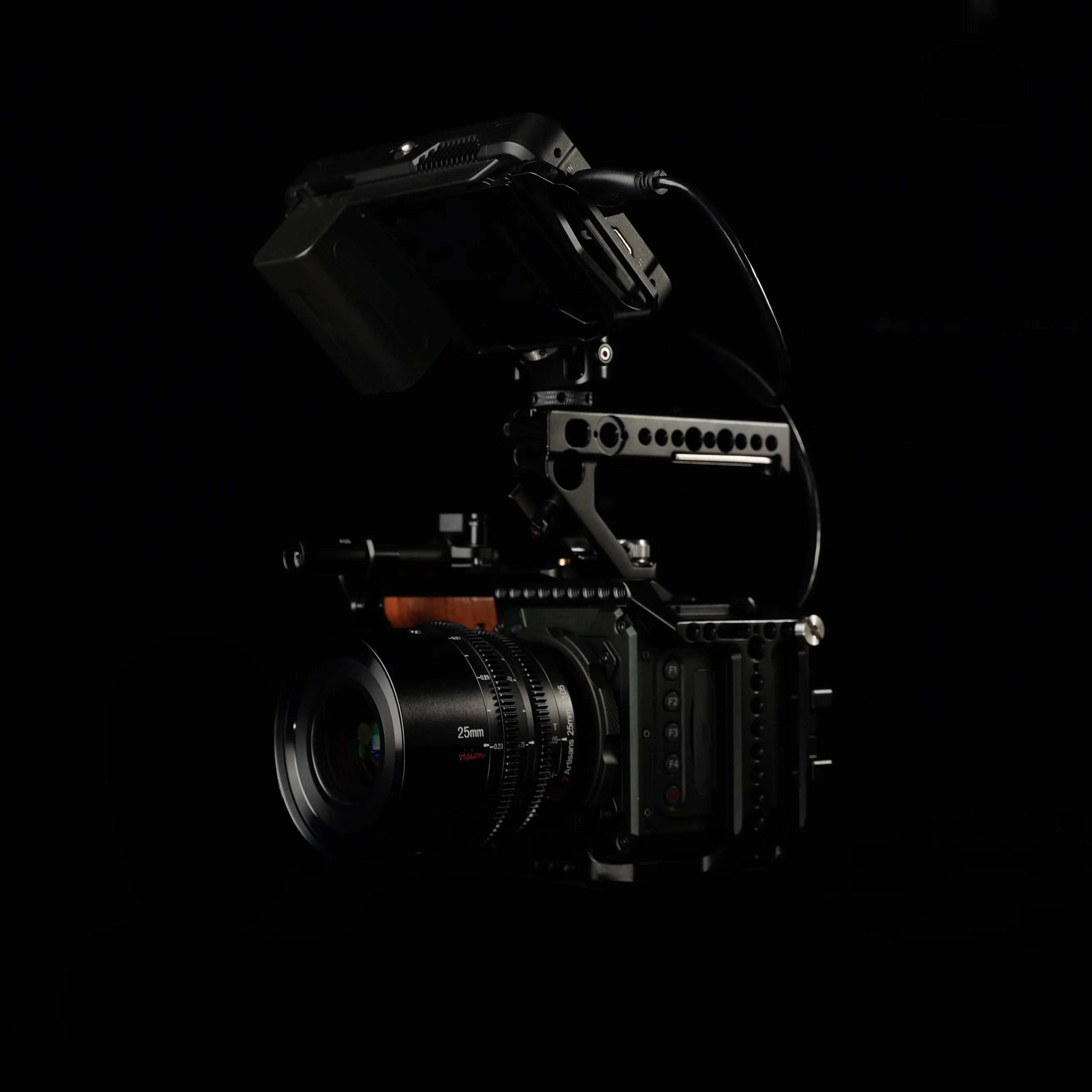 MF 25mm T1.05 APS-C MF Cine Lens for E/FX/M43/EOS-R/L - Image 7